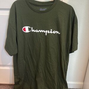 Champion Men's Green T-Shirt